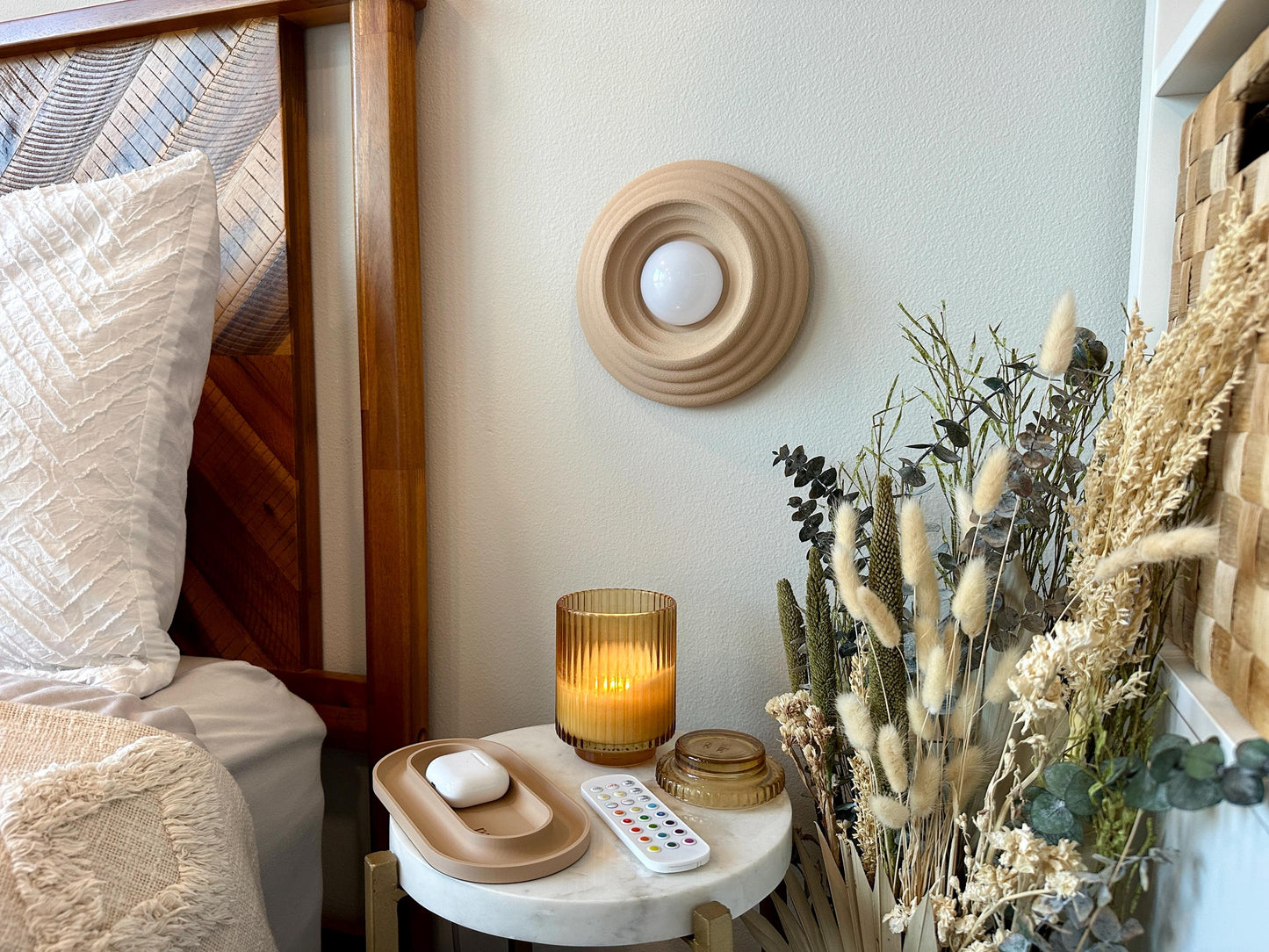 Circa Wall Sconce – Wireless, Rechargeable, Dimmable