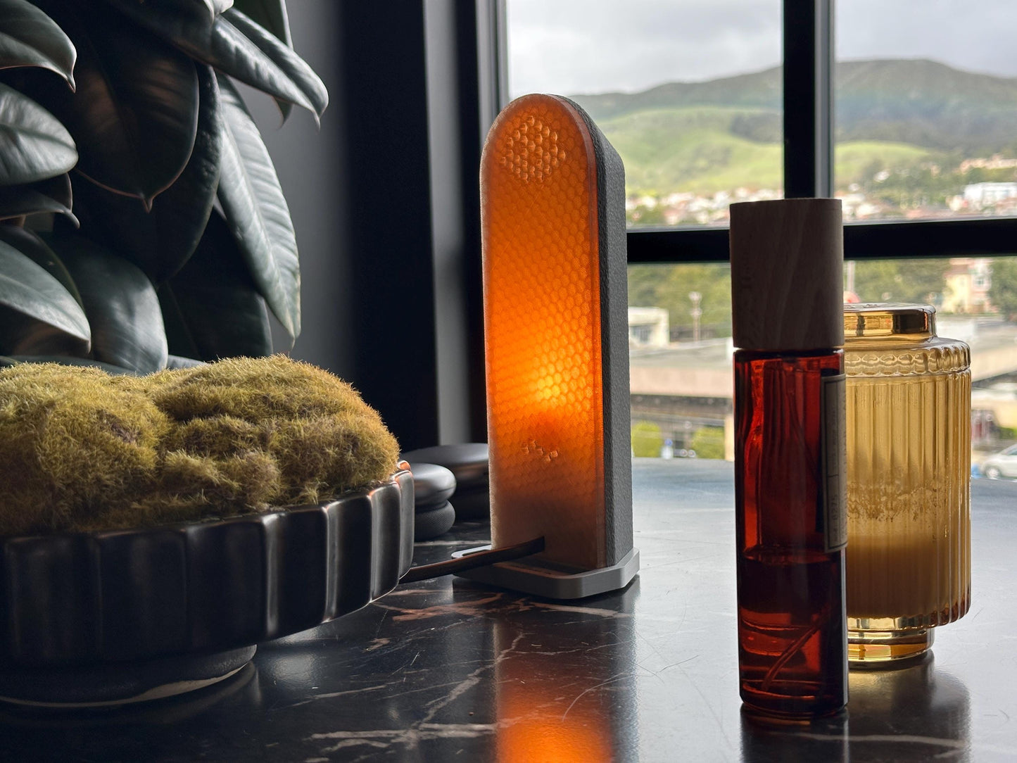 Node Table Lamp – Modern Accent Light