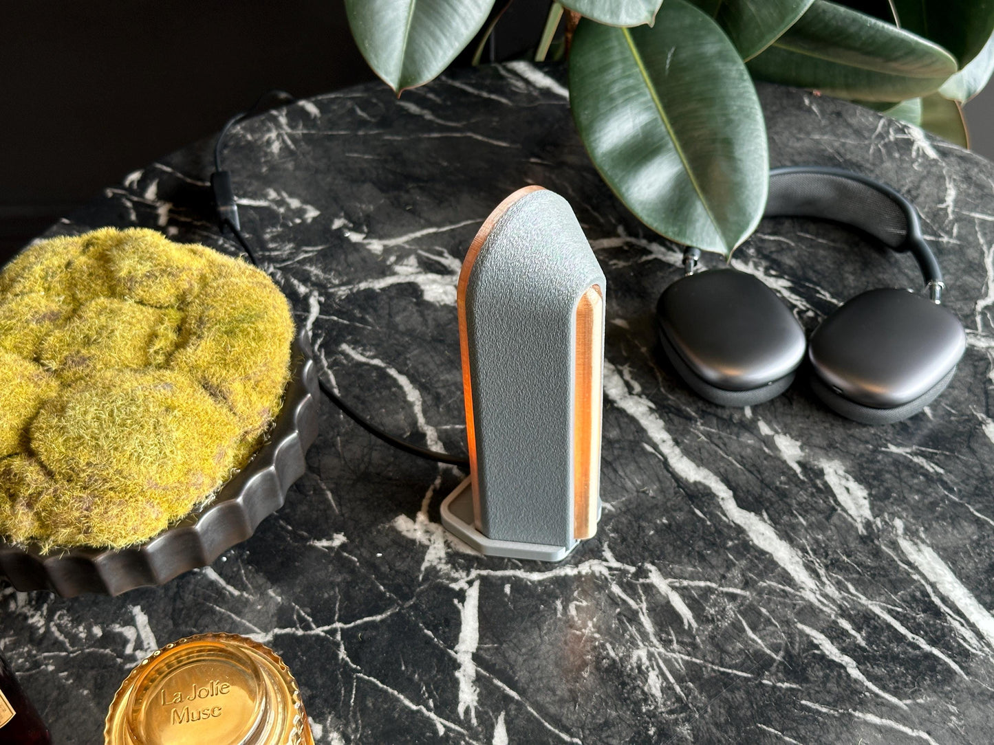 Node Table Lamp – Modern Accent Light