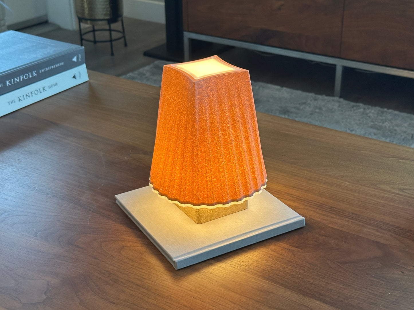 Ambi Wireless Table Lamp