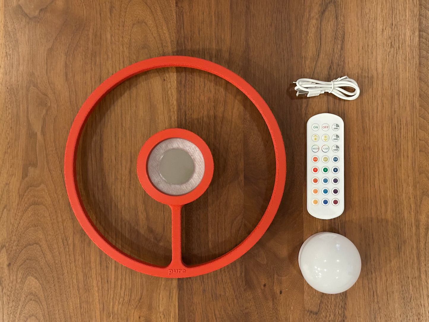 Table layout of what comes with the ORA wall lamp sconce